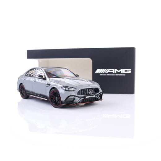 Modèle réduit 1:18 C 63 S E Performance AMG W206 F1 Edition | B66961524