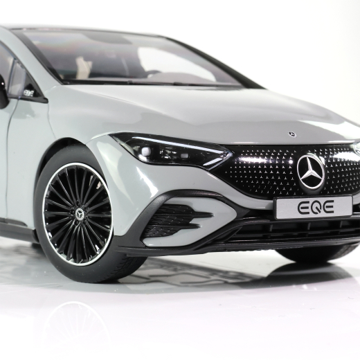 Voiture miniature 1:18 EQS V297 AMG Line gris alpin uni Original Mercedes-Benz | B66961109