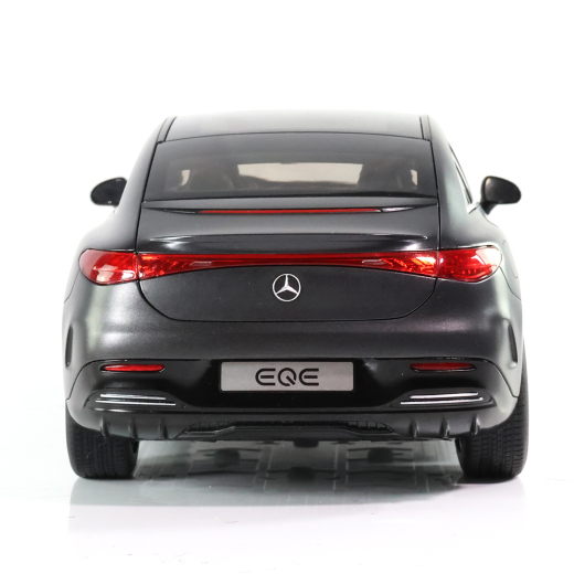 Voiture miniature 1:18 EQE Berline V295 gris graphite magno Original Mercedes-Benz | B66961108