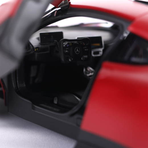 Modèle réduit 1:18 Mercedes-AMG ONE C298 rouge Patagonia Original Mercedes-AMG | B66961051