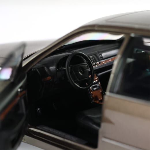 Voiture miniature 1:18 S 600 berline W140 (1994-1998) brun Impala Mercedes-Benz d'origine | B66040684