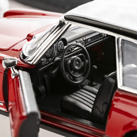 Modelo de coche 1:24 230 SL Pagoda rojo Original Mercedes-Benz | B66058173