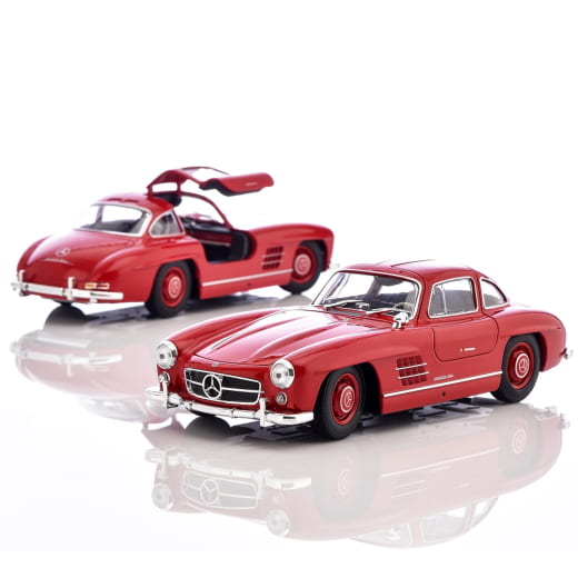 Modelo de coche 1:24 300 SL W198 alas de gaviota rojo Original Mercedes-Benz | B66056164