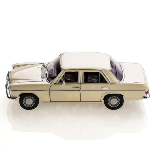 Coche de modelo 1:24 W115 220/8 blanco crema Original Mercedes-Benz | B66058172