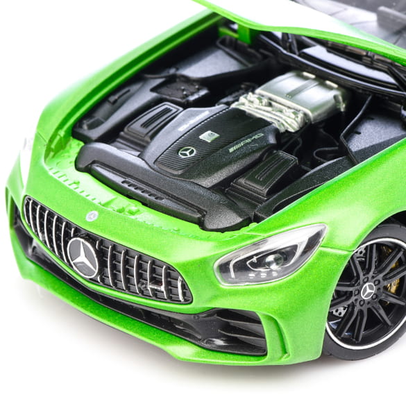 1:24 model car AMG GT R Green Hell Magno Genuine Mercedes-AMG | B66057454