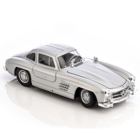1:24 Modelauto 300 SL W198 vleugeldeuren zilver Origineel Mercedes-Benz