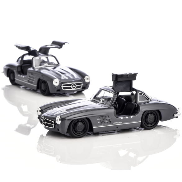 1:38 Pullback model car 300 SL grey Genuine Mercedes-Benz | B66057150