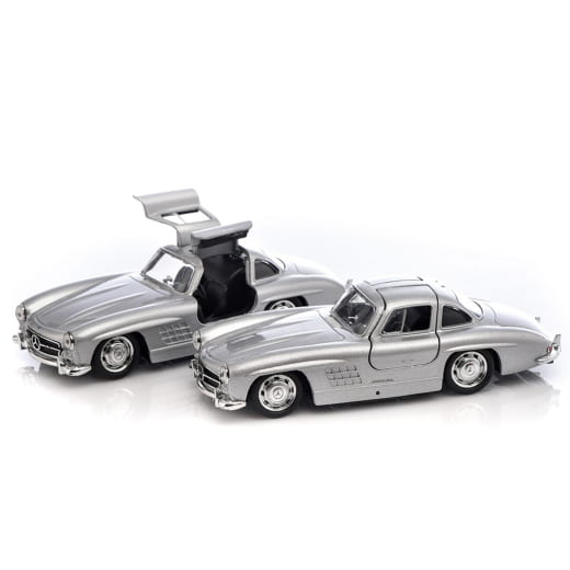 1:38 Pullback modelauto 300 SL vleugeldeuren Origineel Merce | B66057945