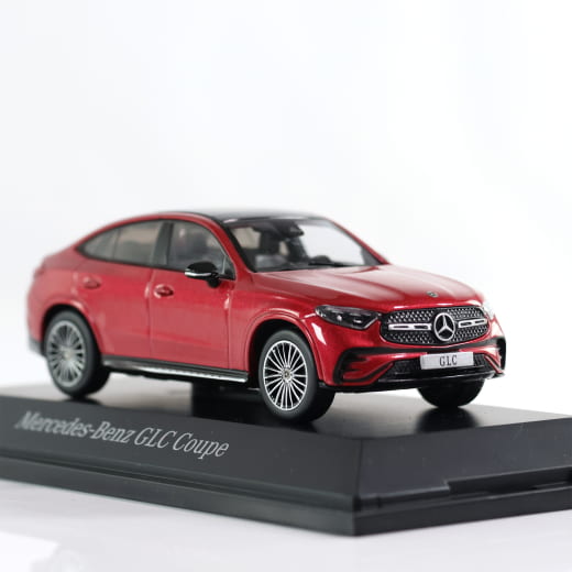 Coche de juguete 1:43 GLC Coupé C254 AMG Line original Mercedes-Benz | B66960649