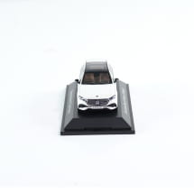 1:43 modelauto E-Klasse S214 T-Modell AMG-Line opalithwit –  | B66961120