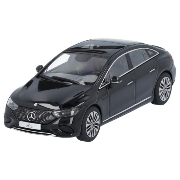 1:43 modelauto Mercedes-Benz EQE AMG Line V295 obsidian zwart