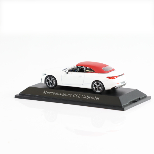 Modellino auto 1:43 CLE A236 Cabrio MANUFAKTUR opalithbianco bright Originale Mercedes-Benz | B66960651