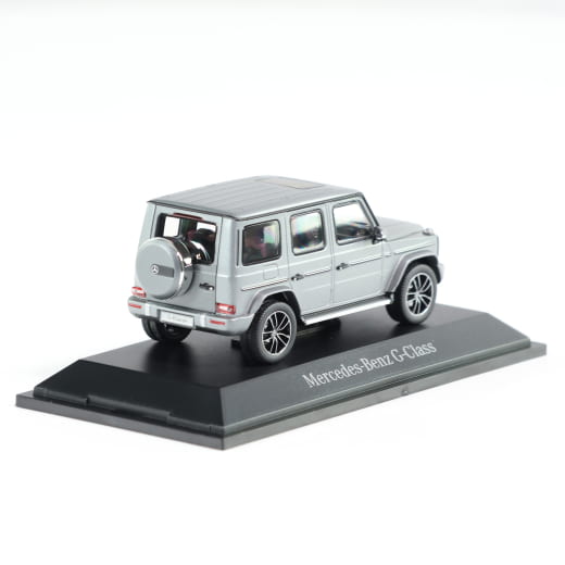 Modellino auto 1:43 G-Klasse W465 platin magno Original Mercedes-Benz | B66960660