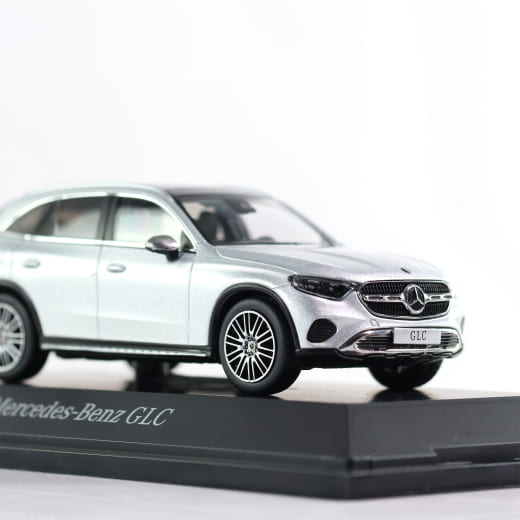 Modellino auto 1:43 GLC SUV X254 Avantgarde Original Mercedes-Benz | B66960646
