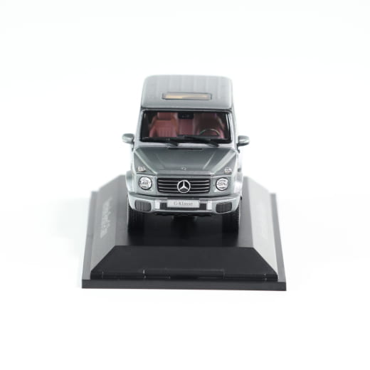 Voiture miniature 1:43 G-Klasse W465 platin magno Original Mercedes-Benz | B66960660