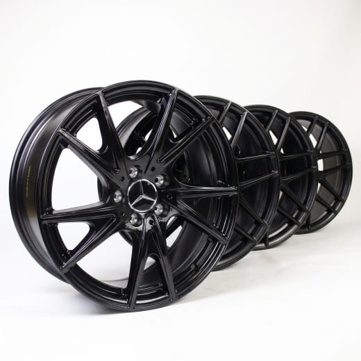 17-inch wheel set CLA C174 5-twin-spoke black | A1744010000/4600 7X43