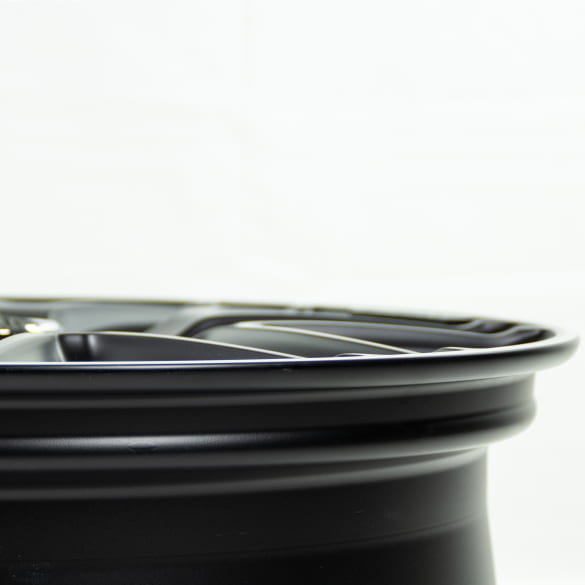 19 inch AMG gesmede velgenset CLA 45 W118 kruisspaaks | A17740125007X71-118