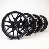 19 Zoll AMG Schmiedefelgen Satz CLA 45 118 Kreuzspeichen schwarz Original Mercedes-AMG
