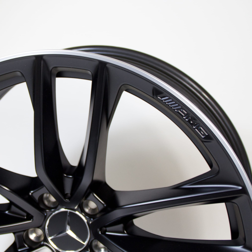 GLC 63 AMG 21 pouces jantes X253 | C253 ► Original Mercedes-Benz | A2534013800/39007X71