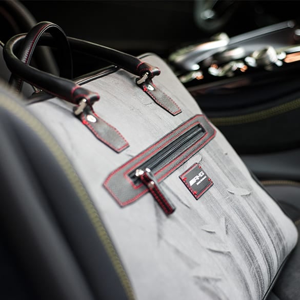 Mercedes Benz Accessoires Tasche in Stuttgart - Bad Cannstatt