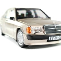 1:18 Modellauto 190 E 2.3-16 W201 rauchsilber | B66040664