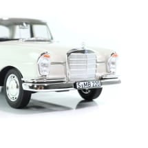 Modellauto 1:18 Mercedes 220 S W111 Heckflosse Norev | B66041218