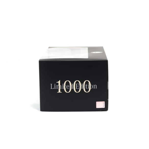 1:18 Modellauto 300 D S124 T-Modell Taxi Original Mercedes-Benz | B66040702 1:18 Modellauto 300 D S124 T-Modell Taxi Original Mercedes-Benz | B66040702