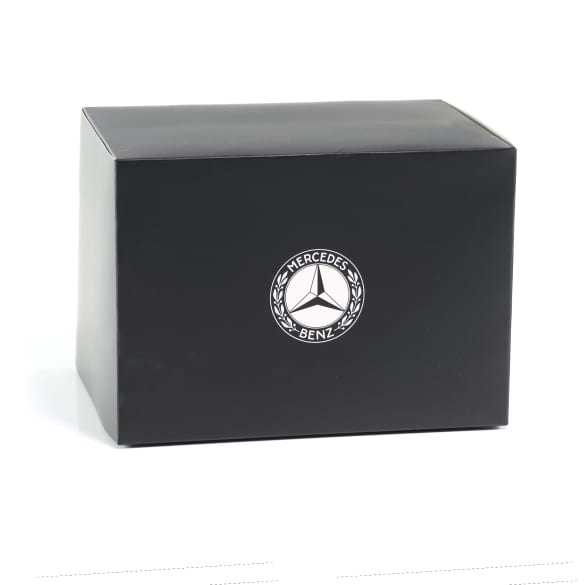 Modellauto Mercedes-Benz Patent Motorwagen 1:18 grün | B66041415 Modellauto Mercedes-Benz Patent Motorwagen 1:18 grün | B66041415