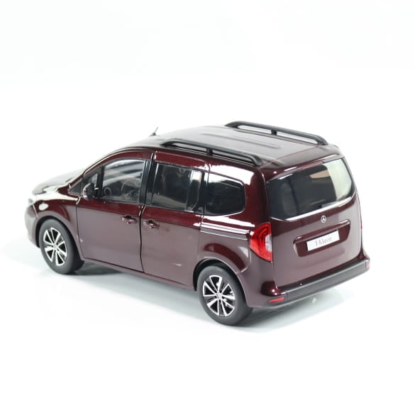 1:18 Modellauto T-Klasse W420 rubellitrot Original Mercedes-Benz | B66004182 1:18 Modellauto T-Klasse W420 rubellitrot Original Mercedes-Benz | B66004182