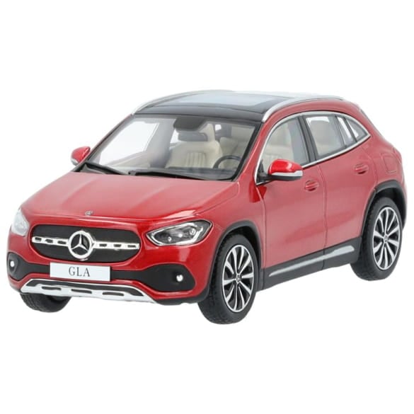 1:43 Modellauto Mercedes-Benz GLA H247 Progressive Line designo patagonia red bright