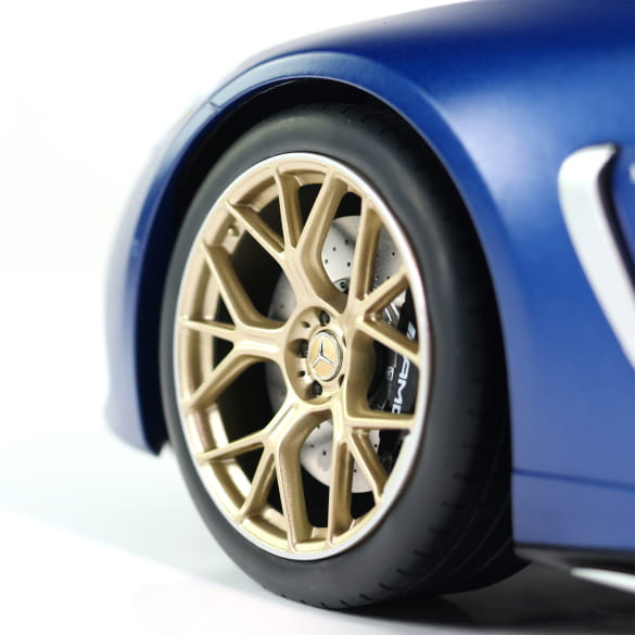 1:12 scale model car AMG GT 63 C192 spectral blue Genuine Mercedes-AMG | B66960586 1:12 scale model car AMG GT 63 C192 spectral blue Genuine Mercedes-AMG | B66960586