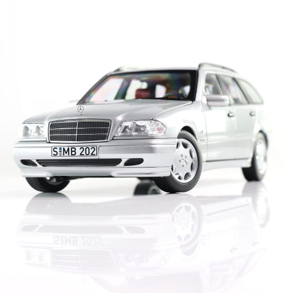 1:18 model car C 200 S202 Estate silver Genuine Mercedes-Benz | B66040705 1:18 model car C 200 S202 Estate silver Genuine Mercedes-Benz | B66040705
