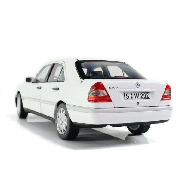 1:18 model car C 200 W202 Sedan white Genuine Mercedes-Benz | B66040703 1:18 model car C 200 W202 Sedan white Genuine Mercedes-Benz | B66040703