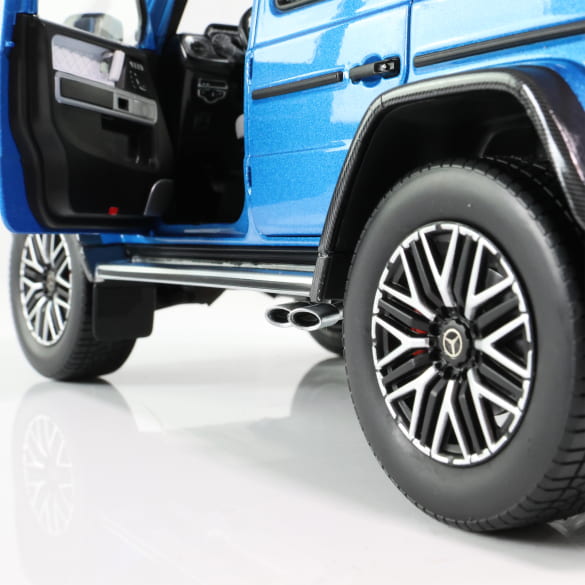 1:18 Model car G-Class G63 AMG 4x4² manufaktur south sea blue Genuine Mercedes-AMG | B66961111 1:18 Model car G-Class G63 AMG 4x4² manufaktur south sea blue Genuine Mercedes-AMG | B66961111