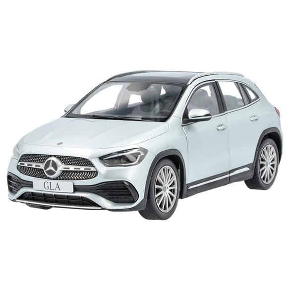 1:18 model car Mercedes-Benz GLA SUV H247 iridium silver