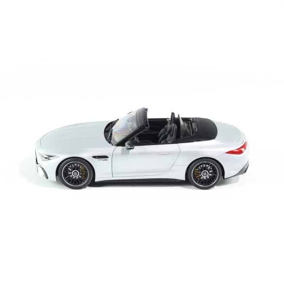 1:18 scale model car SL 63 AMG R232 Roadster high-tech silver magno Genuine Mercedes-AMG | B66960667 1:18 scale model car SL 63 AMG R232 Roadster high-tech silver magno Genuine Mercedes-AMG | B66960667