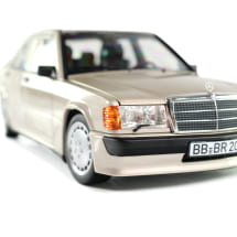 1:18 Modelcar 190 E 2.3-16 W201 smoke silver | B66040664