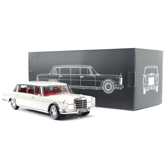 1:18 model car 600 Pullmann W100 white grey original Mercedes-Benz | B66040708 1:18 model car 600 Pullmann W100 white grey original Mercedes-Benz | B66040708