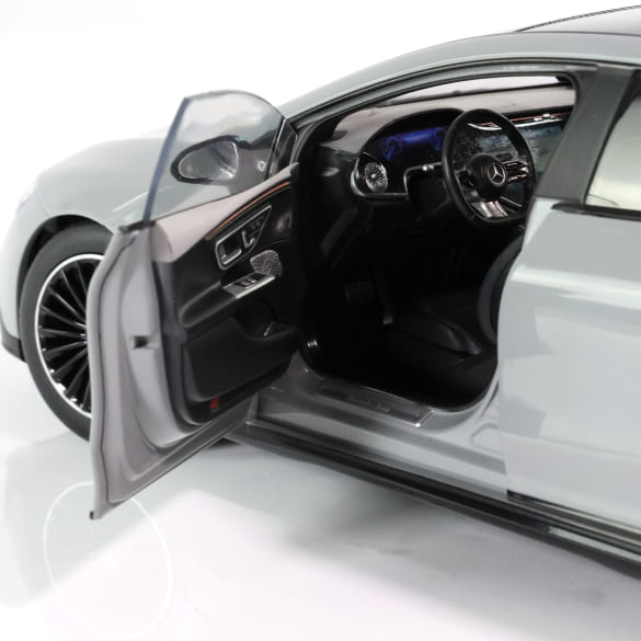 1:18 Model Car EQS V297 AMG Line alpine grey uni Genuine Mercedes-Benz | B66961109 1:18 Model Car EQS V297 AMG Line alpine grey uni Genuine Mercedes-Benz | B66961109