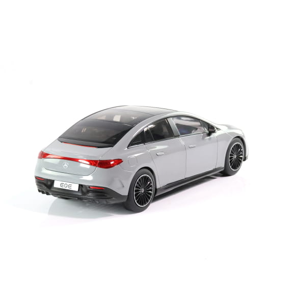 1:18 Model Car EQS V297 AMG Line alpine grey uni Genuine Mercedes-Benz | B66961109 1:18 Model Car EQS V297 AMG Line alpine grey uni Genuine Mercedes-Benz | B66961109