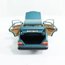 1:18 scale model car 230 E-Class W124 Beryll Genuine Mercedes-Benz | B66040698