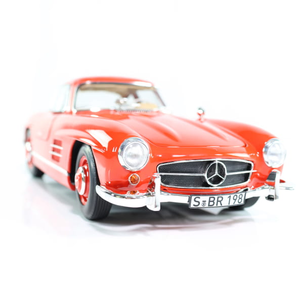 1:18  model car 300 SL Coupe W198 fire red Genuine Mercedes-Benz | B66040695 1:18  model car 300 SL Coupe W198 fire red Genuine Mercedes-Benz | B66040695