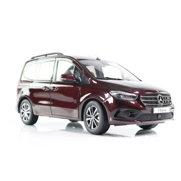 1:18 scale model car T-Class W420 rubellite red Genuine Mercedes-Benz | B66004182 1:18 scale model car T-Class W420 rubellite red Genuine Mercedes-Benz | B66004182