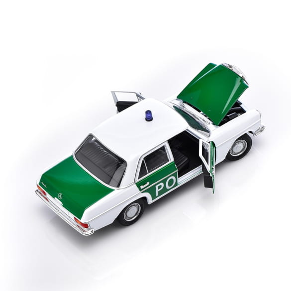 1:24 model car W115 220/8 police Genuine Mercedes-Benz | B66057956 1:24 model car W115 220/8 police Genuine Mercedes-Benz | B66057956