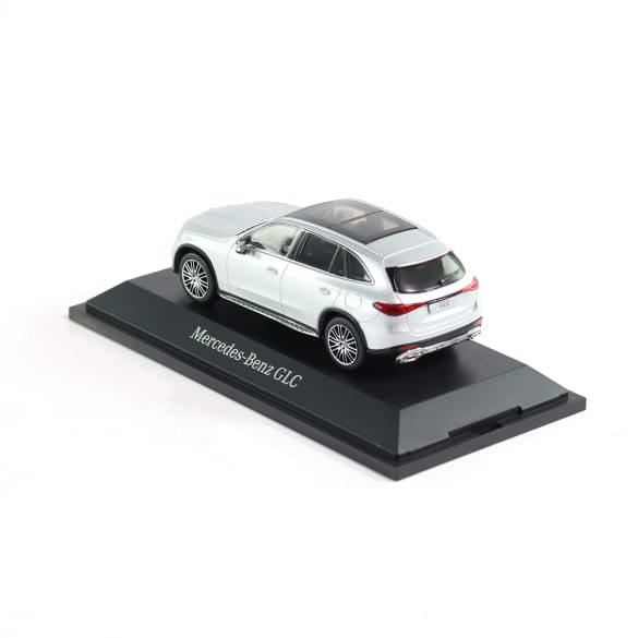 1:43 Model car GLC SUV X254 Avantgarde Genuine Mercedes-Benz | B66960646 1:43 Model car GLC SUV X254 Avantgarde Genuine Mercedes-Benz | B66960646