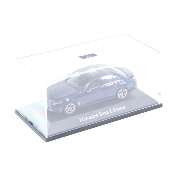 1:43 scale model car E-Class W214 nautical blue Genuine Mercedes-Benz | B66961117 1:43 scale model car E-Class W214 nautical blue Genuine Mercedes-Benz | B66961117