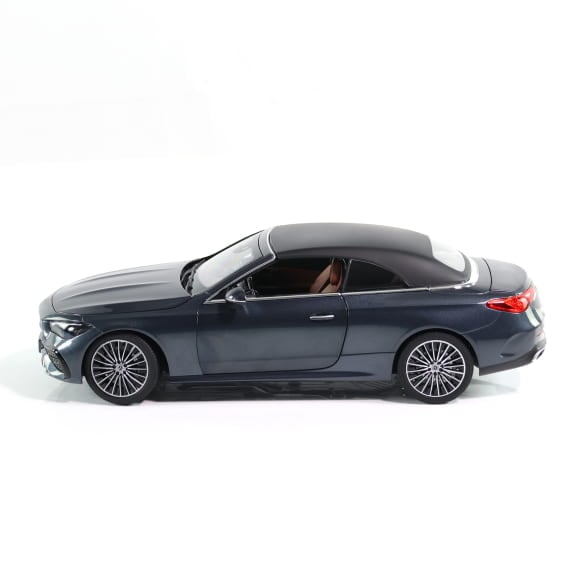 model car 1:18 CLE A236 convertible graphite grey magno Genuine Mercedes-Benz | B66960654 model car 1:18 CLE A236 convertible graphite grey magno Genuine Mercedes-Benz | B66960654
