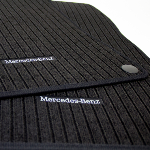 Alfombrillas de rizo delanteras EQA H243 Original Mercedes-Benz | A24368000019G32-B