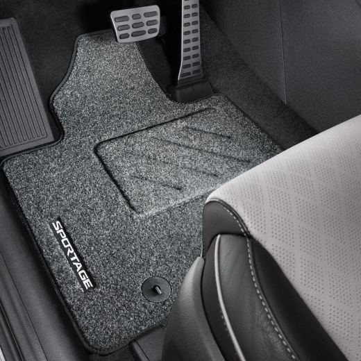 Alfombrillas de moqueta Kia Sportage QL negras 4 piezas Original Kia | F1141ADE02