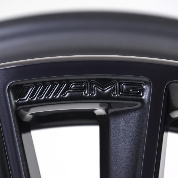 AMG 19 inch velgen C-Klasse 206 titangrijs Original Mercedes | A20640119002000 7X21